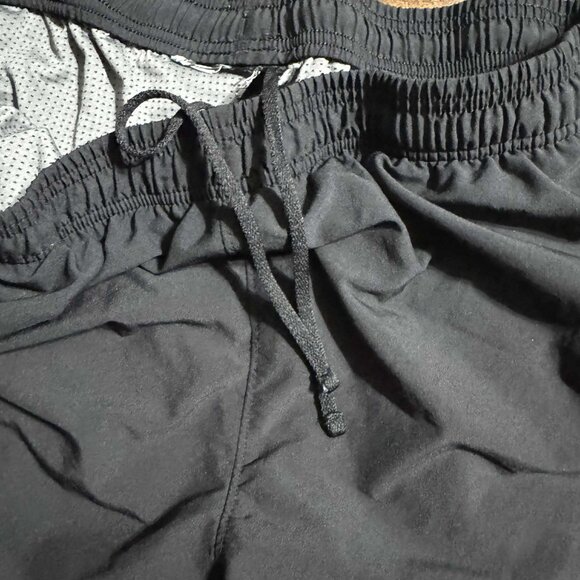 Mens Under Armour swimming trunks XL Black & Yellow - Picture 7 of 11